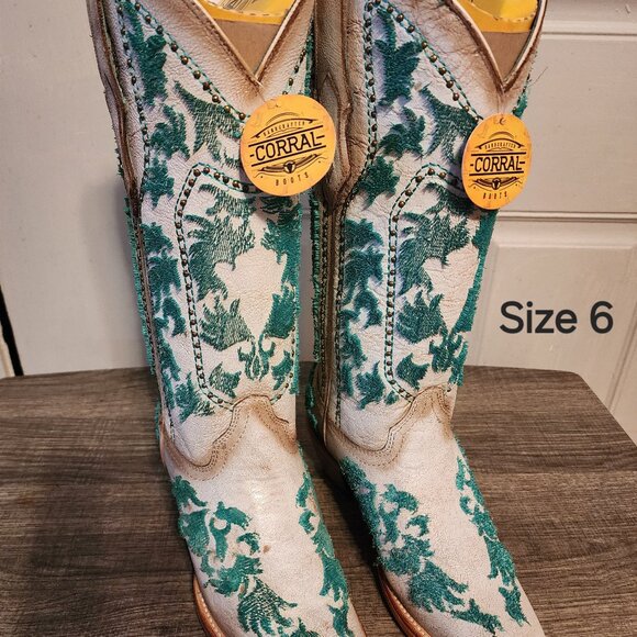 Corral Cowboy Boots size 6 - Picture 1 of 2